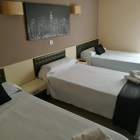 ゲストハウス Playa 3*